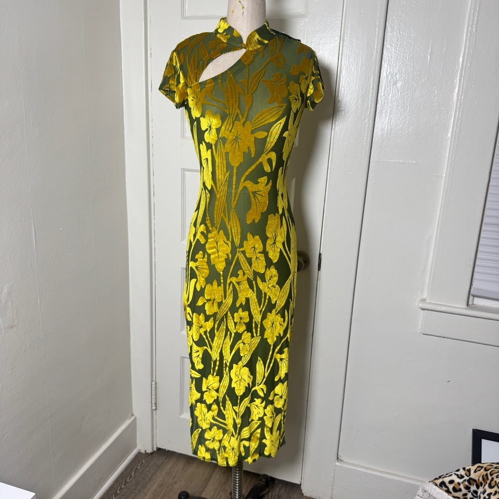 Storage Remodeling Sale | Velvet Floral Yellow and Green Cheongsam Qi Pao Dress